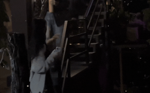 "Team qua đường" bắt gặp Vũ Cát Tường và vợ, 1 hành động vô tình bị chú ý thiet ke chua co ten 3 1740242620256 1740242620446305175359