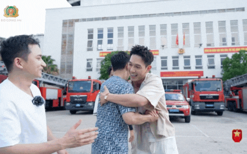 Nam diễn viên vừa xuất hiện ở Chiến Sĩ Quả Cảm đã phạm lỗi khiến Kiều Minh Tuấn và dàn sao căng thẳng ra mặt- Ảnh 4. Nam diễn viên vừa xuất hiện ở Chiến Sĩ Quả Cảm đã phạm lỗi khiến Kiều Minh Tuấn và dàn sao căng thẳng ra mặt- Ảnh 4.