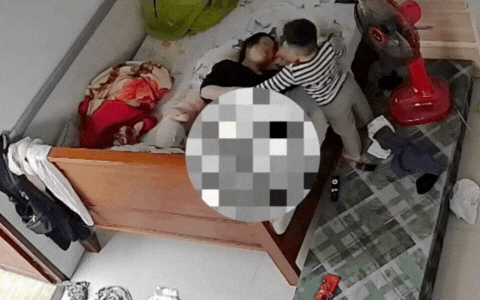 Mẹ Lê Dương Bảo Lâm bị ngã nghiêm trọng, nhóc tỳ 3 tuổi vừa phát hiện liền có hành động gây kinh ngạc- Ảnh 4.