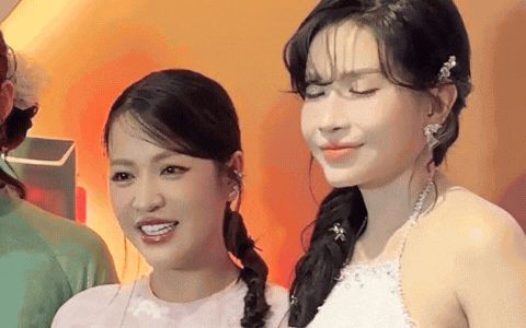 Vbiz 2024 có 2 tình bạn