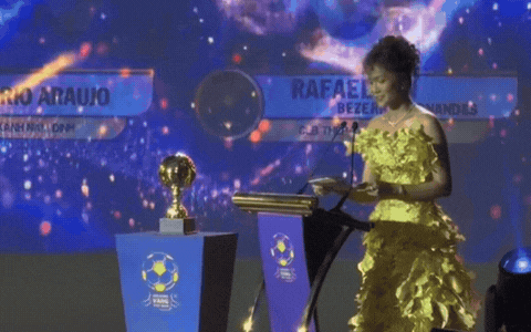 Clip Hoa hậu H'Hen Niê bị Clip Hoa hậu H'Hen Niê bị