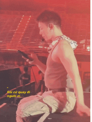 Bóc body thật gây sốc của 1 sao nam Vbiz nổi tiếng tập gym, khoe 6 múi- Ảnh 1.