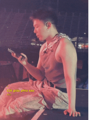 Bóc body thật gây sốc của 1 sao nam Vbiz nổi tiếng tập gym, khoe 6 múi- Ảnh 2.