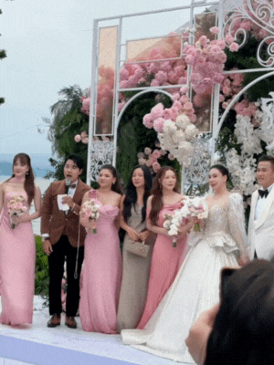 Dàn sao dự đám cưới Hồ Quỳnh Hương: Thiều Bảo Trâm khoe dáng gợi cảm, Dàn sao dự đám cưới Hồ Quỳnh Hương: Thiều Bảo Trâm khoe dáng gợi cảm,