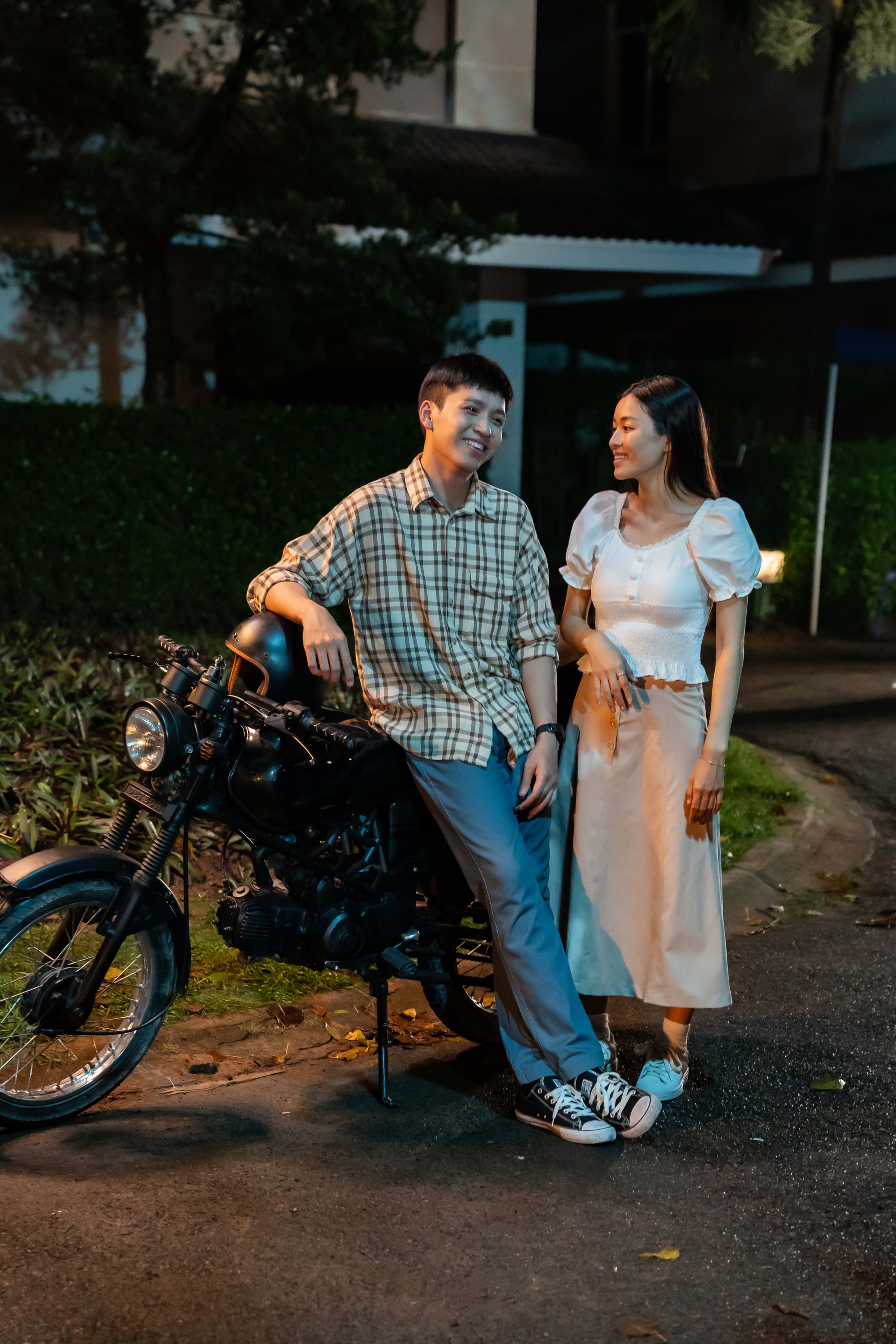 Bắt gặp cặp sao Vbiz hẹn hò riêng, chỉ 1 hành động mà bị đồn “phim giả tình thật”- Ảnh 5.