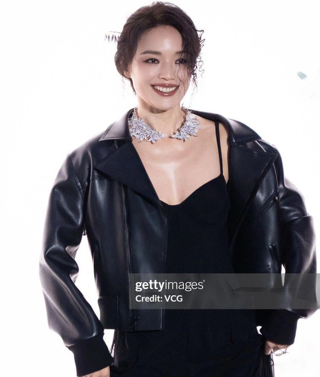 Thư Kỳ không có đối thủ- Ảnh 1.