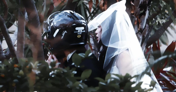 Đám cưới đang viral khắp Trung Quốc: Cô dâu nhan sắc “thượng hạng 5 sao”, chú rể vừa đẹp vừa ngầu xuất sắc thumb da 17403352004361531894741 17403352022311447696568 108 75 812 1419 crop 1740335213804346292362jpg