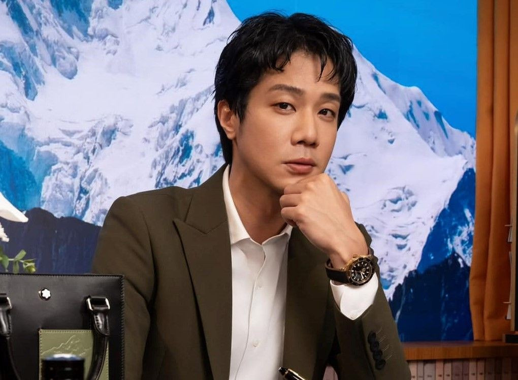 Nam diễn viên ra đầu thú- Ảnh 1. Nam diễn viên ra đầu thú- Ảnh 1.