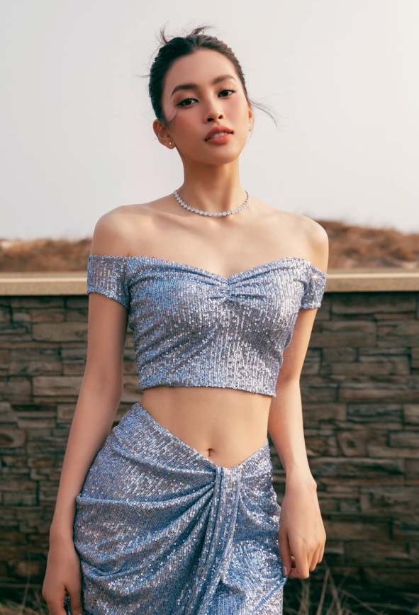 Màn đổ bộ bùng nổ visual: Hoa hậu Tiểu Vy hóa nữ thần, Midu lên hương nhan sắc hậu làm dâu hào môn!- Ảnh 9.