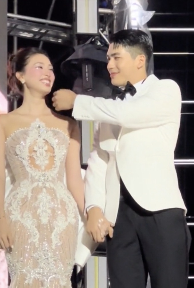 Cặp sao Việt bị Cặp sao Việt bị