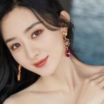 Triệu Lệ Dĩnh trở thành trò cười của hàng triệu người vì "không biết chữ" tld6 1744367028463971370774 37 0 602 1080 crop 1744367046664561618323jpg