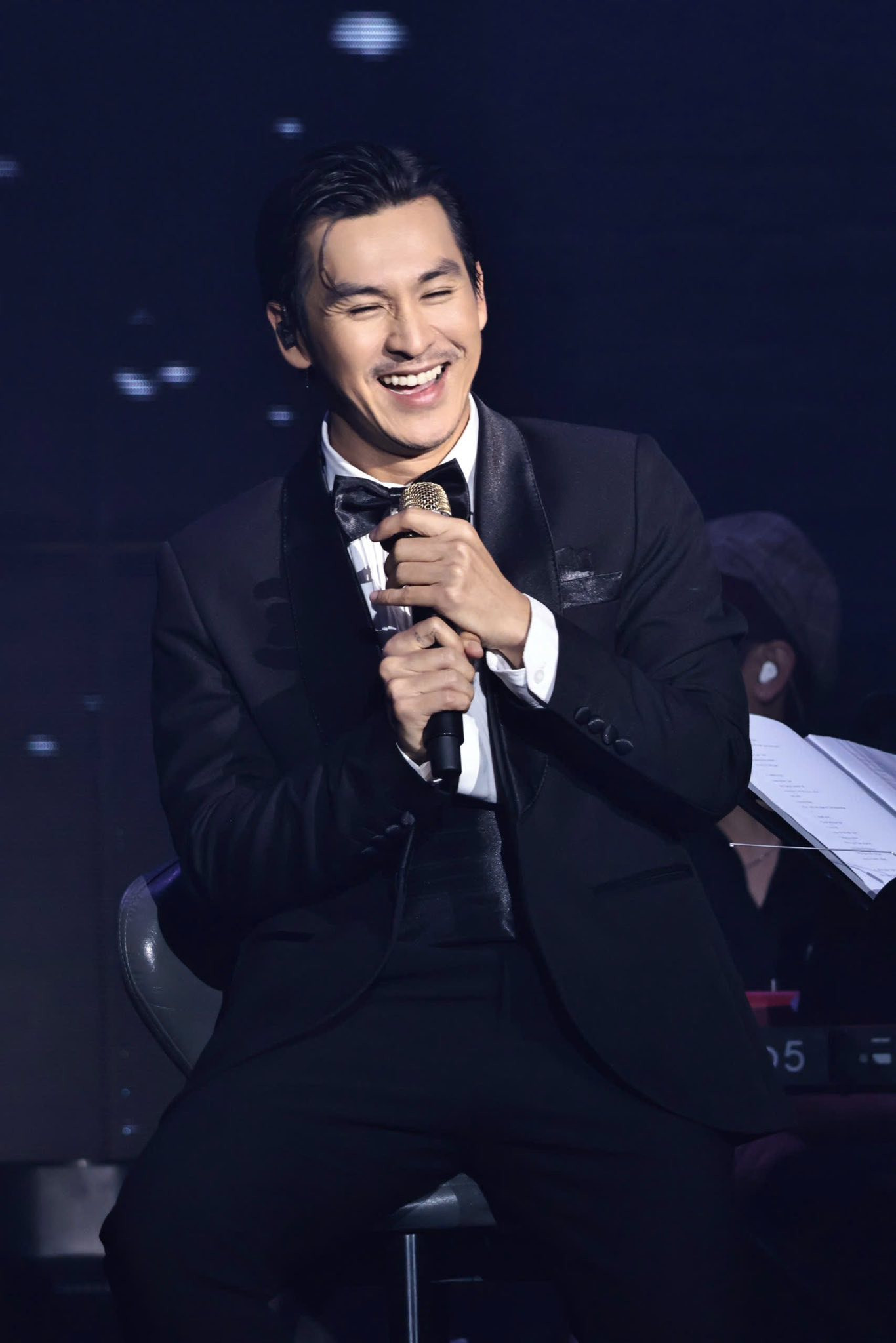 Nam nghệ sĩ từng làm giao báo ở Mỹ, giờ phòng ngủ to hơn nhà Jun Phạm, gia thế khủng, 35 tuổi chưa vợ- Ảnh 1.