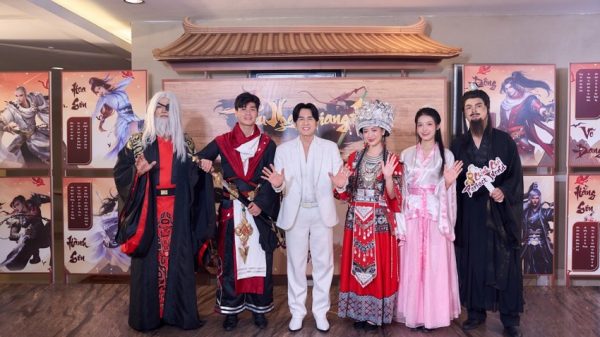 Toàn cảnh họp báo ra mắt Tiếu Ngạo Giang Hồ VTC: Tái sinh huyền thoại kiếm hiệp tại Việt Nam tngh 1410 1jpg