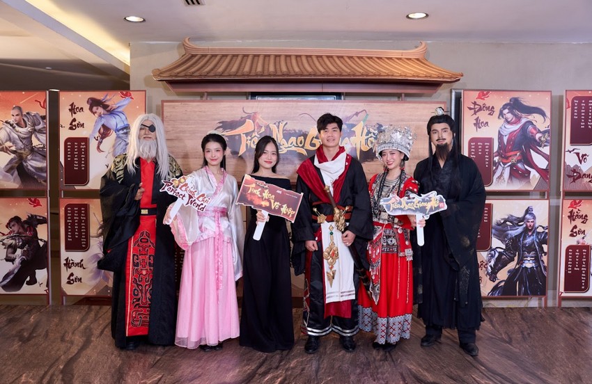 Toàn cảnh họp báo ra mắt Tiếu Ngạo Giang Hồ VTC: Tái sinh huyền thoại kiếm hiệp tại Việt Nam tngh 1410 8