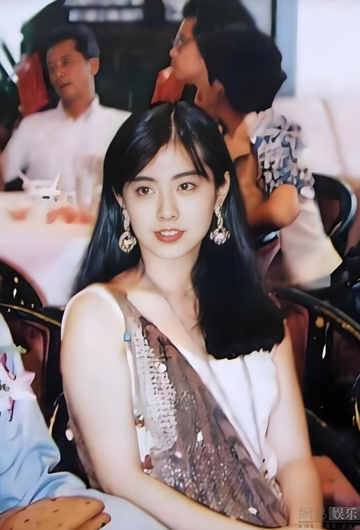 "Ngọc nữ màn ảnh" mê dưỡng sinh: Rời showbiz để mở tiệm trị liệu đông y, đích thân phục vụ khách to hien 105518 1744943178363 174494317851994577412