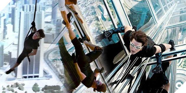 Nam diễn viên Tom Cruise trong một phân cảnh hành động nghẹt thở bên tòa nhà