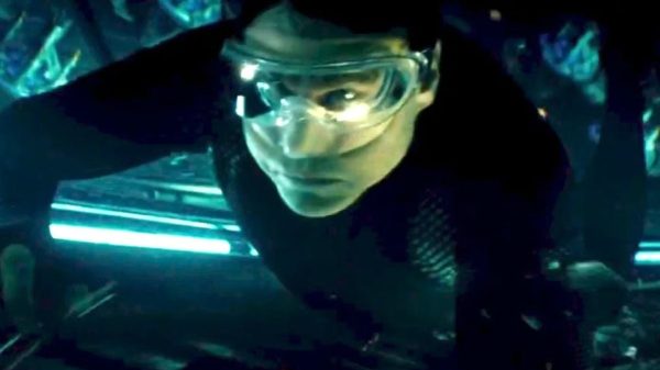 Sao Nam Tom Cruise Và Những Pha Hành Động Mạo Hiểm Khiến Khán Giả Kinh Ngạc (Phần 2) tom cruise canh ngat tho trong nuoc qngcjpg