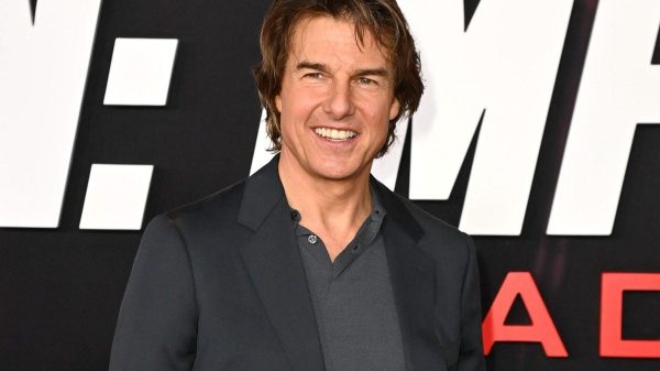 Trải Nghiệm Giao Lưu Với Tom Cruise: Câu Chuyện Kỳ Lạ Và Thú Vị Từ Một Chuyên Gia Siêu Xe 28 Trải Nghiệm Giao Lưu Với Tom Cruise: Câu Chuyện Kỳ Lạ Và Thú Vị Từ Một Chuyên Gia Siêu Xe tom cruise pha mao hiem pfxxjpg