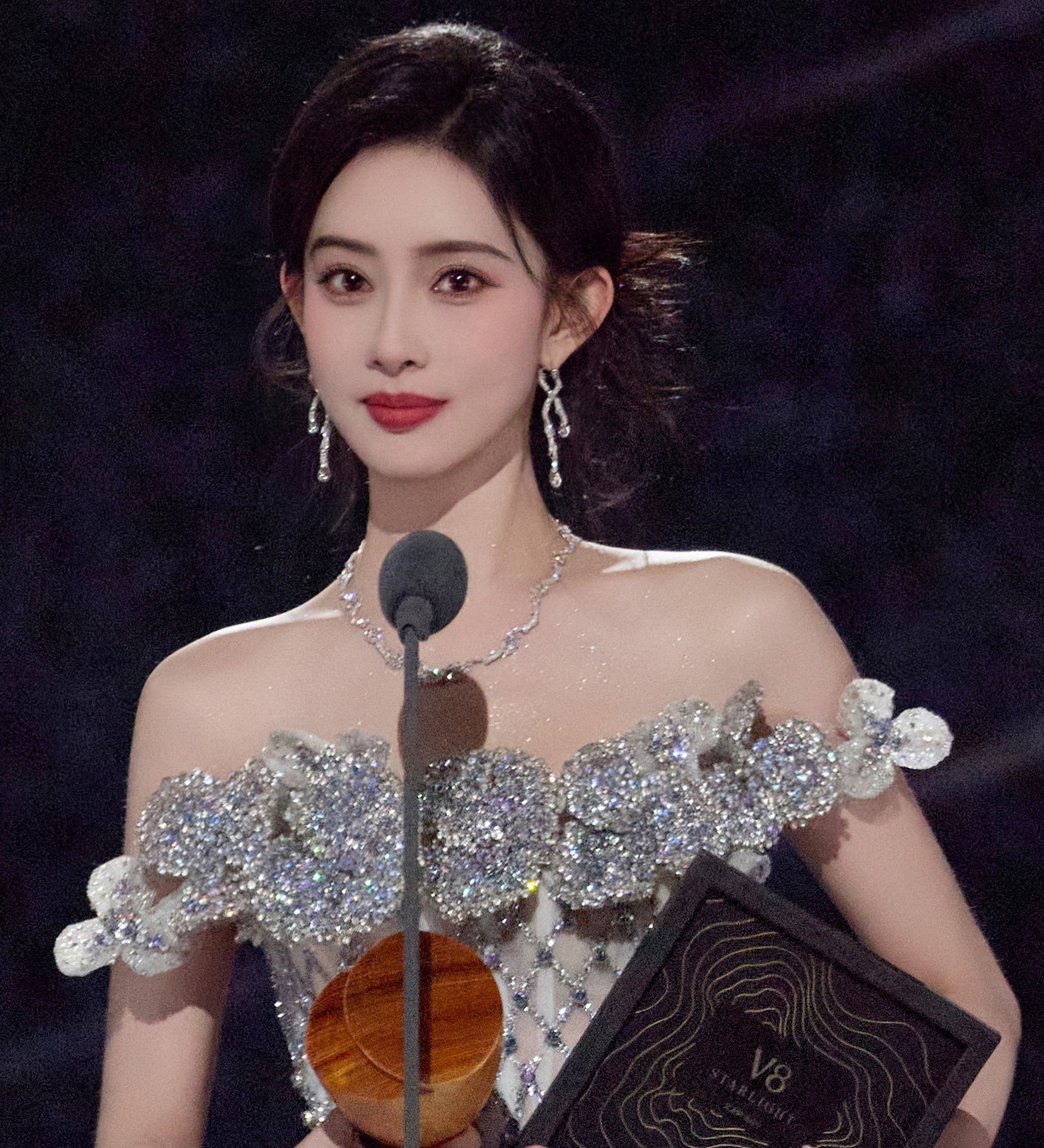 Bài viết bóc phốt nhiều nghệ sĩ Trung Quốc- Ảnh 2. Bài viết bóc phốt nhiều nghệ sĩ Trung Quốc- Ảnh 2.