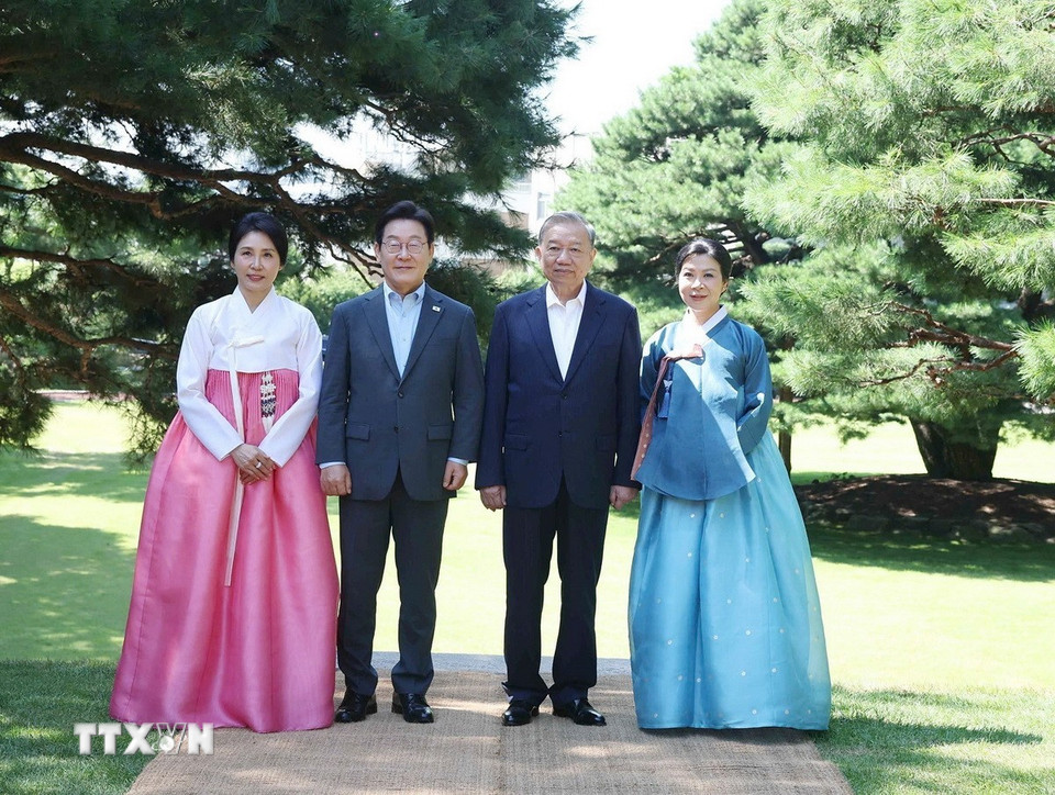 Tổng Bí thư Tô Lâm và Phu nhân cùng Tổng thống Hàn Quốc và Phu nhân dự tiệc trà- Ảnh 6.