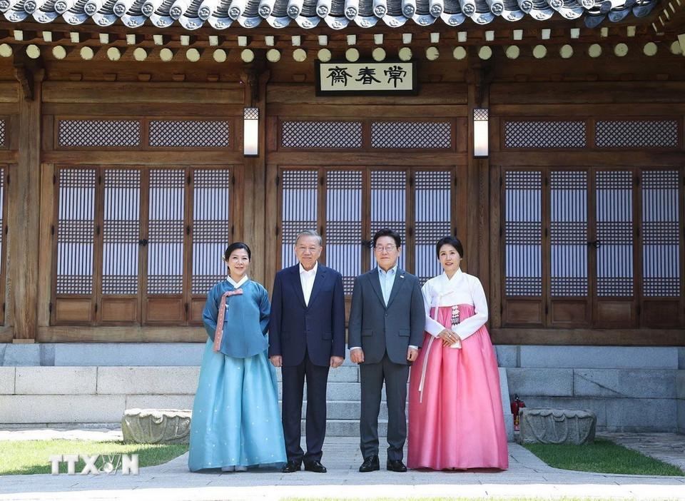 Tổng Bí thư Tô Lâm và Phu nhân cùng Tổng thống Hàn Quốc và Phu nhân dự tiệc trà- Ảnh 10.