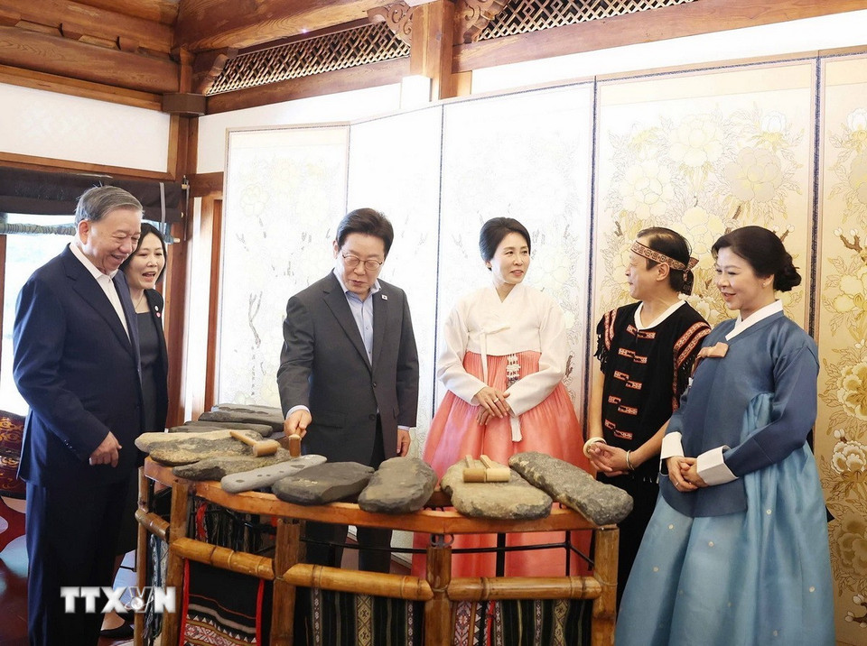 Tổng Bí thư Tô Lâm và Phu nhân cùng Tổng thống Hàn Quốc và Phu nhân dự tiệc trà- Ảnh 19.