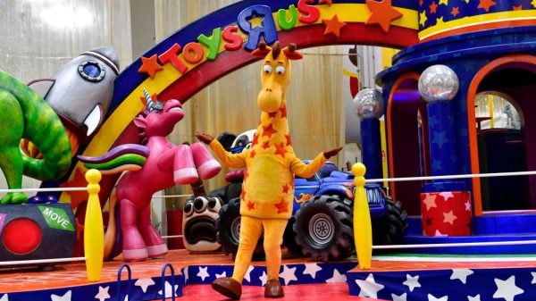 Bộ Phim Live-Action Về Toys R Us Sắp Ra Mắt 26 Bộ Phim Live-Action Về Toys R Us Sắp Ra Mắt toys wmyajpg