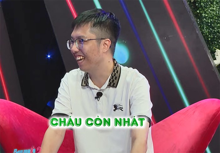 Trai ngoan 1m8 chưa từng hôn run rẩy trước gái xinh hơn tuổi - 2