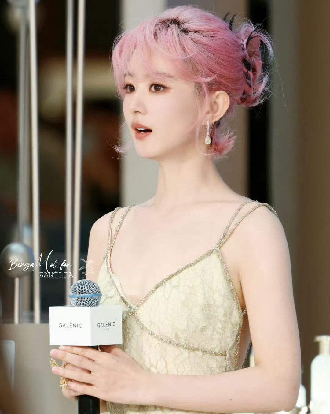 Biến căng: Triệu Lệ Dĩnh nổi điên giữa đêm, công khai mắng thẳng mặt kẻ đâm sau lưng mình- Ảnh 4.