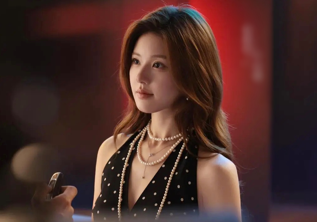 Nữ thần ngôn tình đẹp nhất Trung Quốc hiện tại: U30 mà như mới 15, nhìn mặt mộc mới bất ngờ- Ảnh 9.