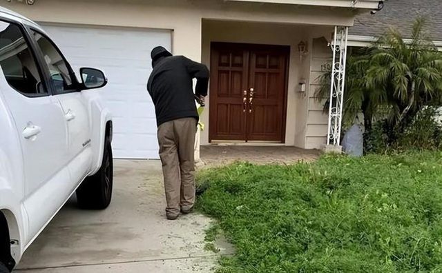 Ngôi sao trốn ra nước ngoài vì đắc tội Triệu Vy, ai ngờ kiếm 14 tỷ/năm nhờ 1 nghề bị nhiều người coi thường- Ảnh 7. Ngôi sao trốn ra nước ngoài vì đắc tội Triệu Vy, ai ngờ kiếm 14 tỷ/năm nhờ 1 nghề bị nhiều người coi thường- Ảnh 7.