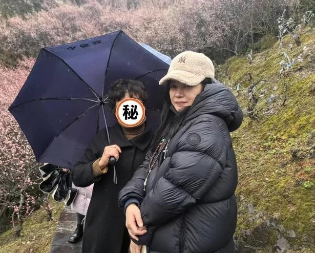 Bức ảnh chưa từng công bố của Triệu Vy khiến hàng triệu người tiếc nuối- Ảnh 4.