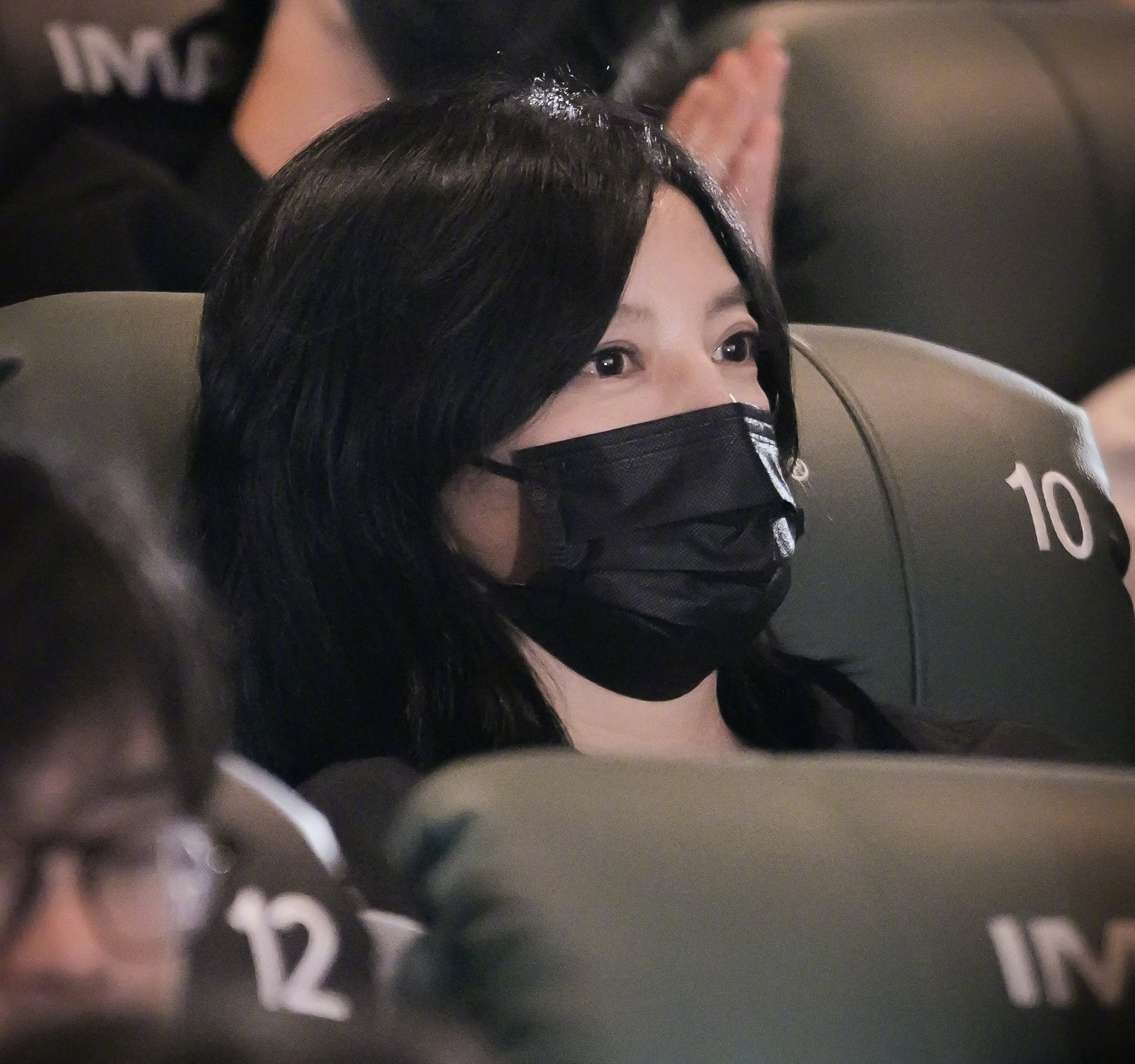 Bắt gặp Triệu Vy hẹn hò với người đàn ông giấu mặt, danh tính khiến ai cũng phải thốt lên Bắt gặp Triệu Vy hẹn hò với người đàn ông giấu mặt, danh tính khiến ai cũng phải thốt lên