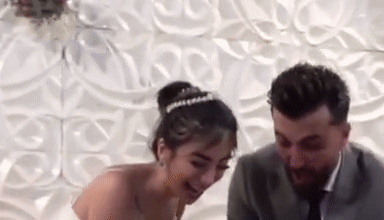 Trong ngày cưới, chú rể có hành động