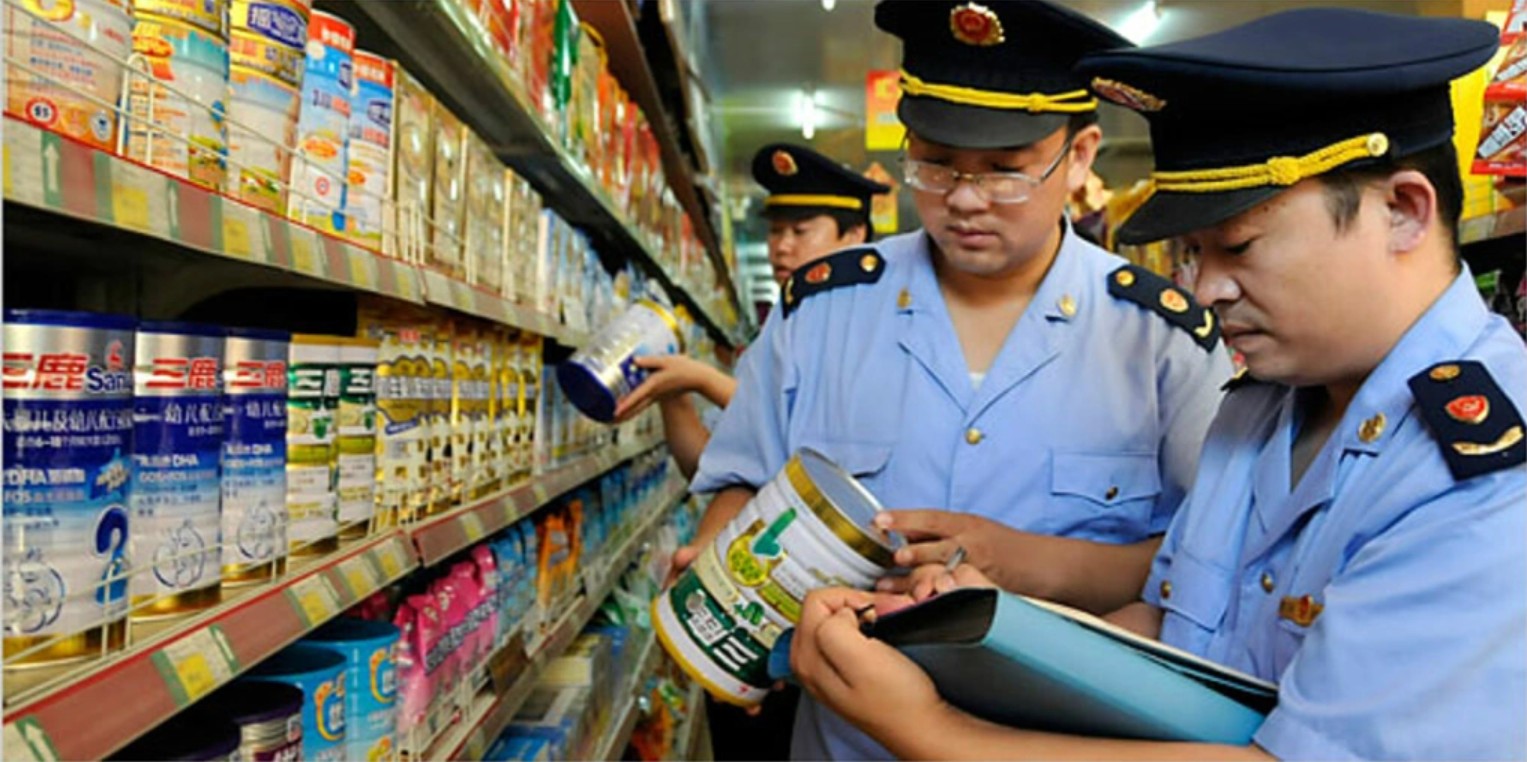 Vụ thu giữ hơn 11.000 tấn sữa pha melamine khiến 6 trẻ tử vong, 300.000 trẻ bị bệnh: Phụ huynh hoang mang giữa Vụ thu giữ hơn 11.000 tấn sữa pha melamine khiến 6 trẻ tử vong, 300.000 trẻ bị bệnh: Phụ huynh hoang mang giữa