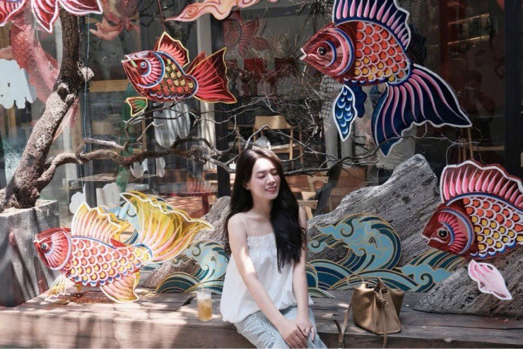 Thiếu nữ nô nức check-in Trung thu - 2