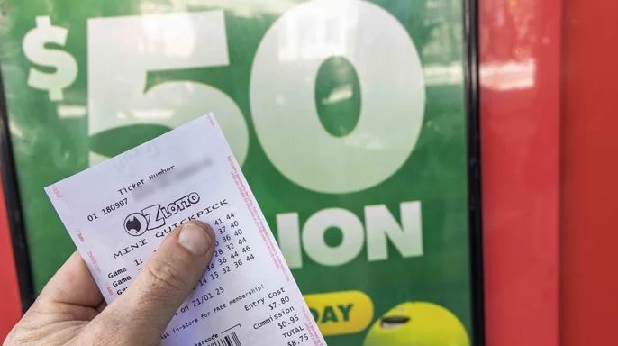 Trúng xổ số 260 tỷ đồng, chủ nhân tờ vé số vẫn