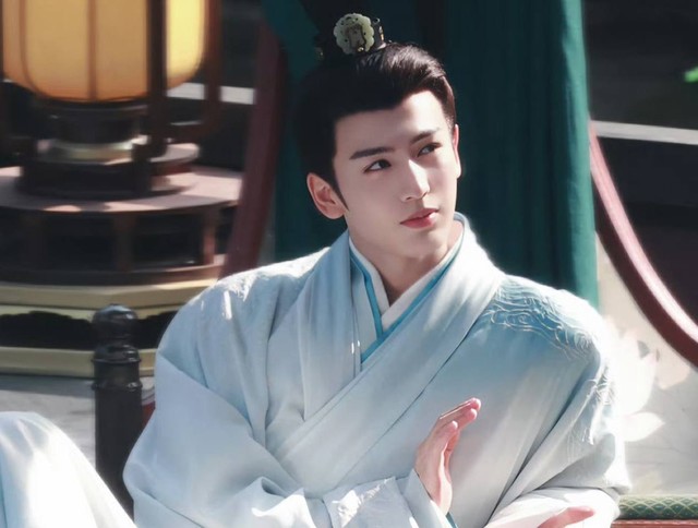 10 lần phim Trung chọn sai nam chính: Tiêu Chiến chỉ giỏi làm màu, hạng 1 cả đời bị mang ra làm trò cười- Ảnh 11.