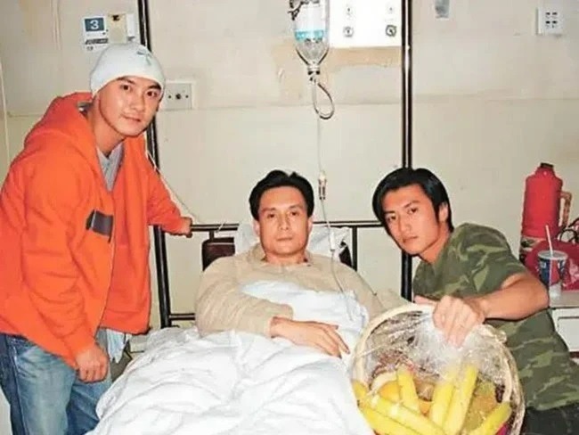 Quá khứ gây sốc của Tạ Đình Phong: Đánh hội đồng đàn anh thừa sống thiếu chết, ngồi tù vì tội lỗi khó tha thứ- Ảnh 6.