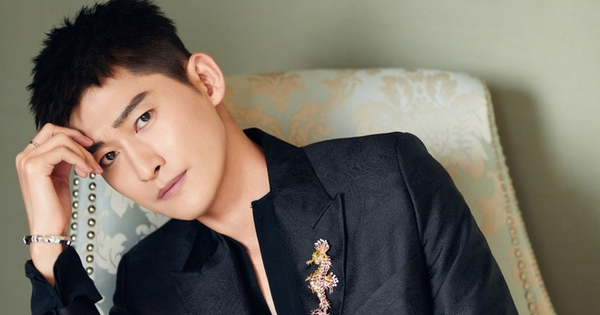 Sự hết thời của 1 sao hạng A: Từ soái ca ngôn tình đến ông hoàng phim rác, nhan sắc lẫn diễn xuất như dọa ma khán giả truonghan2 1754183038106 1754183038675574310307 0 0 346 660 crop 1754183072512857278246png