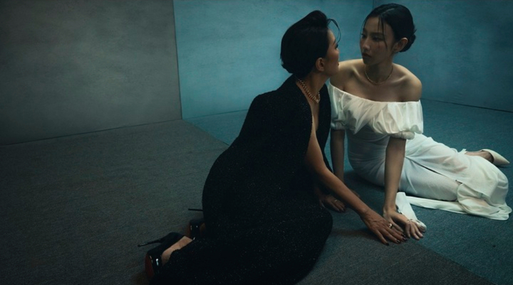 Nghệ sĩ Hồng Đào, Hoa hậu Thuỳ Tiên khoe sắc trước thềm năm mới- Ảnh 3. Nghệ sĩ Hồng Đào, Hoa hậu Thuỳ Tiên khoe sắc trước thềm năm mới- Ảnh 3.