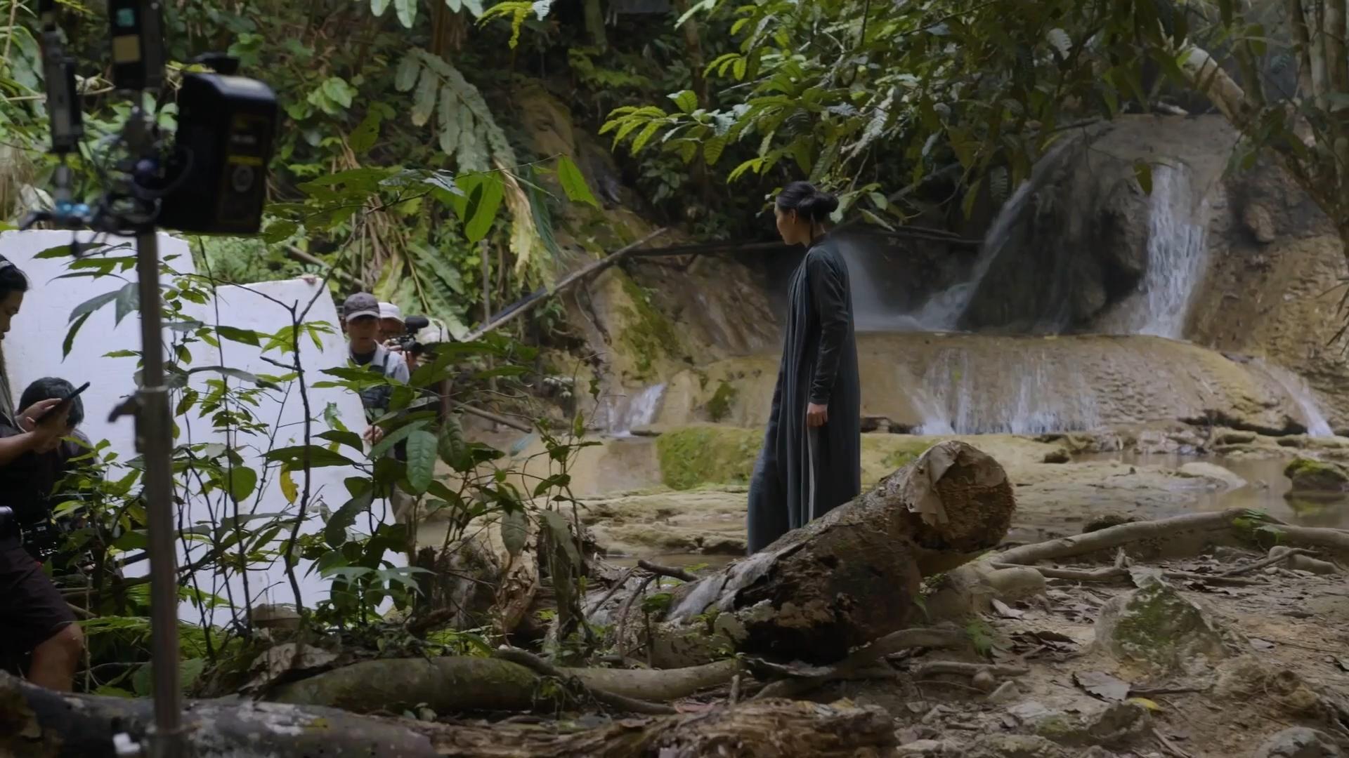 Bom tấn cổ trang Việt tung hậu trường cực sốc: Bối cảnh choáng ngợp, nữ chính trải qua điều 40 năm chưa từng thấy- Ảnh 5.