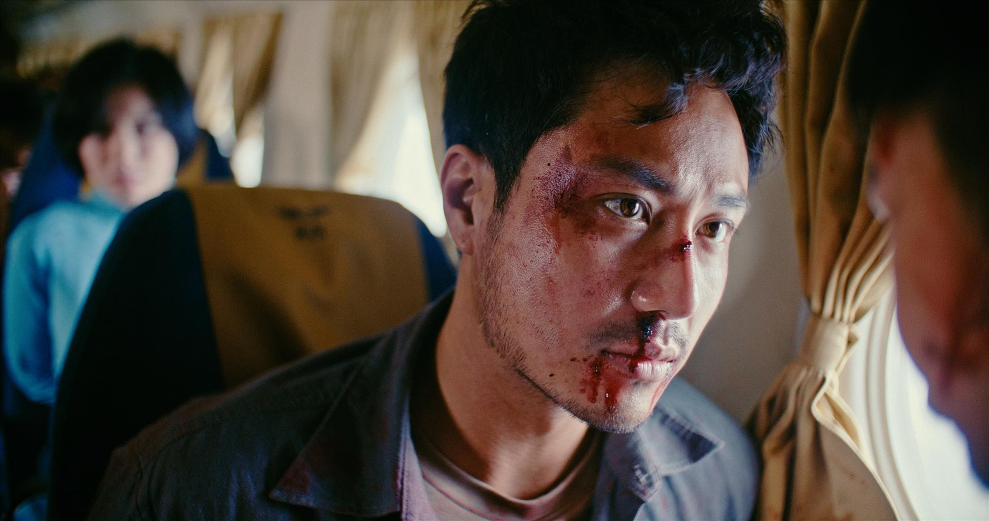 2 nam diễn viên Tử Chiến Trên Không bị nghi