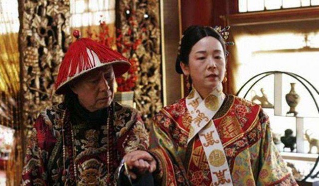 Bí mật về cái chết của Từ Hi Thái hậu: Lời kể động trời từ chị gái Lý Liên Anh sau khi nhà Thanh sụp đổ- Ảnh 3. Bí mật về cái chết của Từ Hi Thái hậu: Lời kể động trời từ chị gái Lý Liên Anh sau khi nhà Thanh sụp đổ- Ảnh 3.