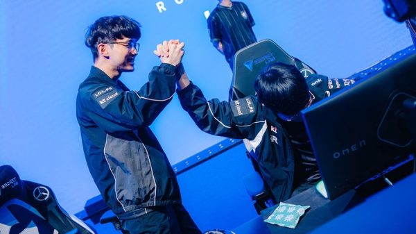 Danh sách đội giành quyền vào tứ kết CKTG 2025 tu ket cktg 2025jpg