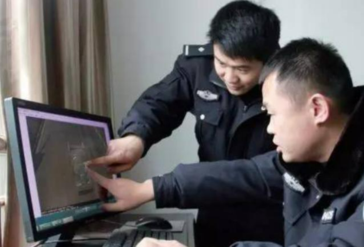 Người phụ nữ sáng đứng tên gửi tiết kiệm hơn 109 tỷ đồng giúp anh họ, đến trưa số dư chỉ còn 0, ngân hàng khẳng định: “Chính chị đã ký lệnh chuyển tiền”- Ảnh 2.