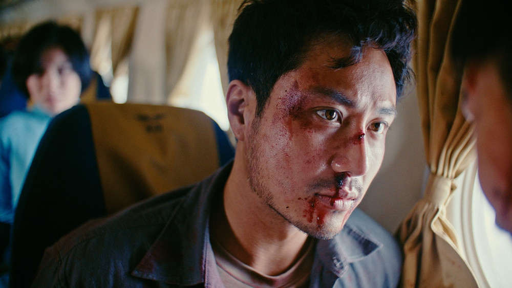 Tử Chiến Trên Không: Chuyến bay dữ dội nhất màn ảnh Việt, tới khán giả cũng cần thắt dây an toàn!- Ảnh 8. Tử Chiến Trên Không: Chuyến bay dữ dội nhất màn ảnh Việt, tới khán giả cũng cần thắt dây an toàn!- Ảnh 8.