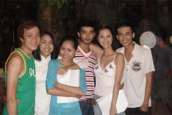 Mỹ nhân Việt đẹp hút hồn sau 3 lần dao kéo hỏng, khí chất tiểu thư tài phiệt ngồi im cũng gây sốt MXH- Ảnh 1.