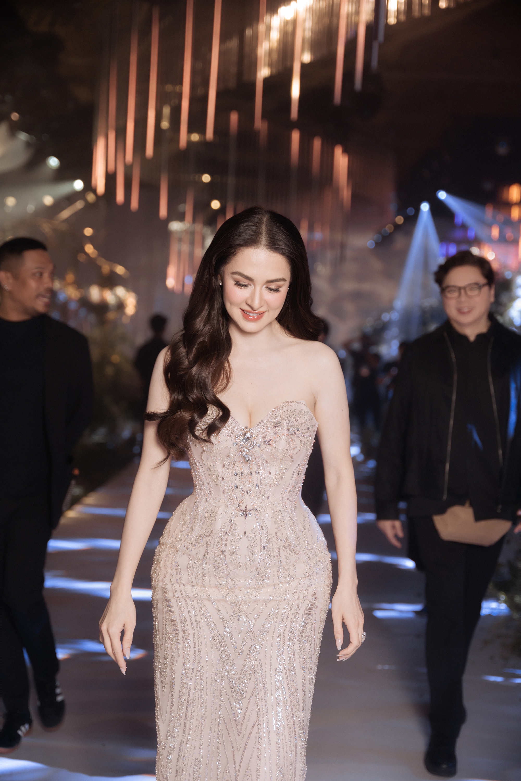 Hồ Ngọc Hà, Thiều Bảo Trâm và dàn sao Việt bị 1 mỹ nhân 41 tuổi