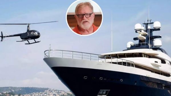 Tỷ phú biến chiếc siêu du thuyền thành "đại bản doanh" chơi Dota 2 ty phu dota 2jpg